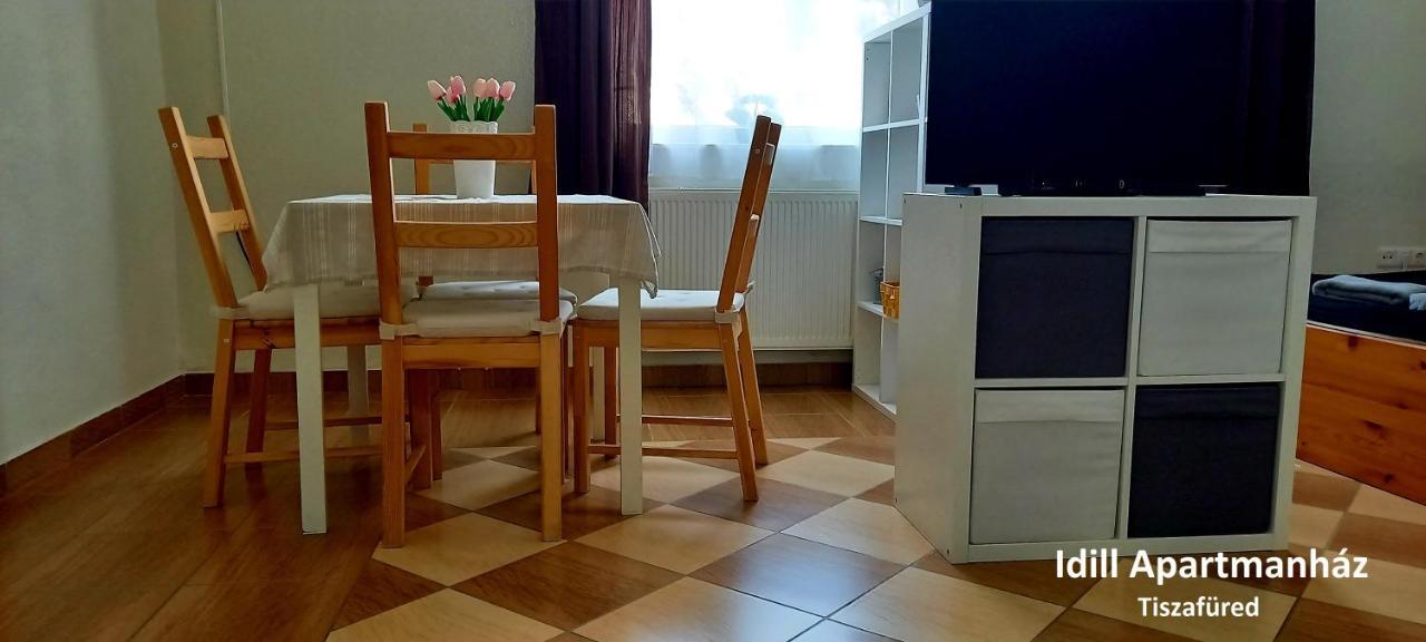 Idill Apartmanhaz B&B Tiszafüred Buitenkant foto
