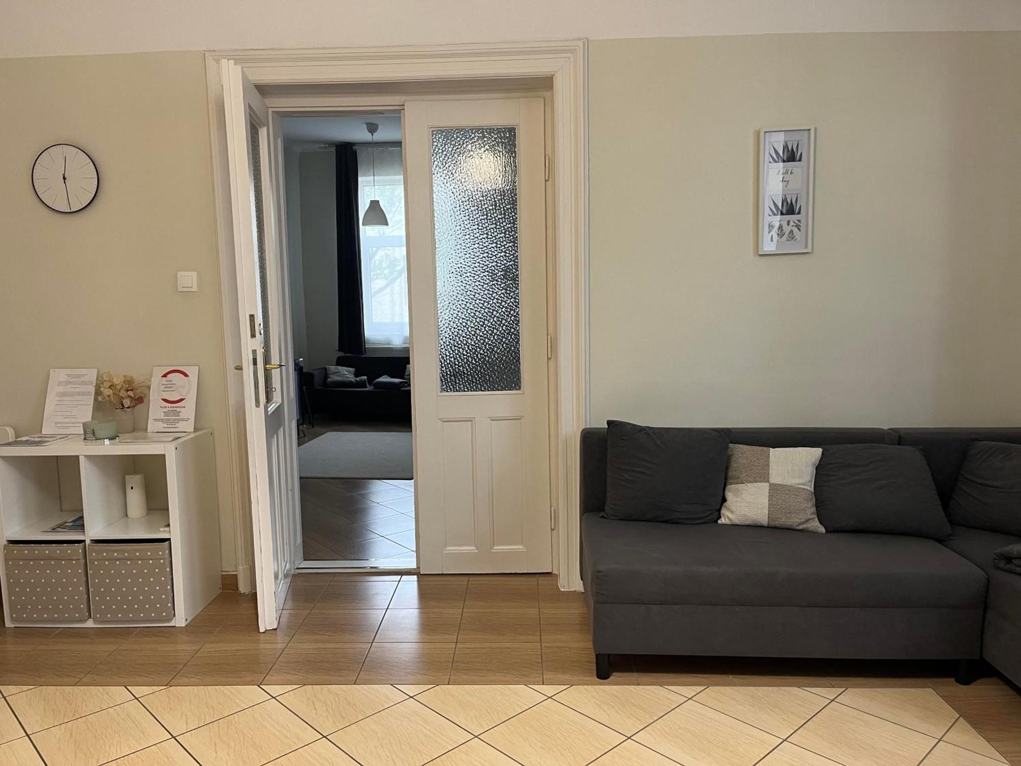 Idill Apartmanhaz B&B Tiszafüred Buitenkant foto